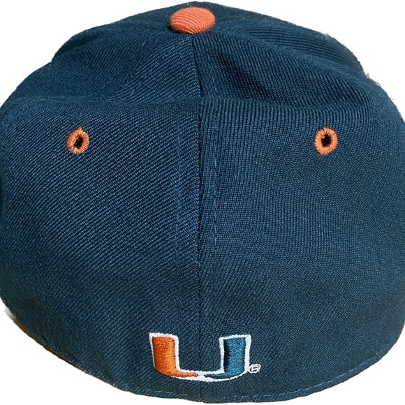 Zephyr Miami hurricanes fitted hat. - Picture 2 of 3